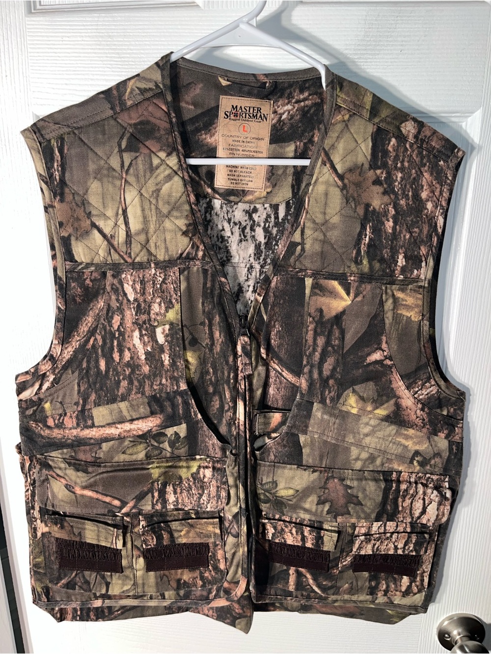 Men’s Camouflage Hunting Full Zip Vest Master Sportsman Size Large Pockets